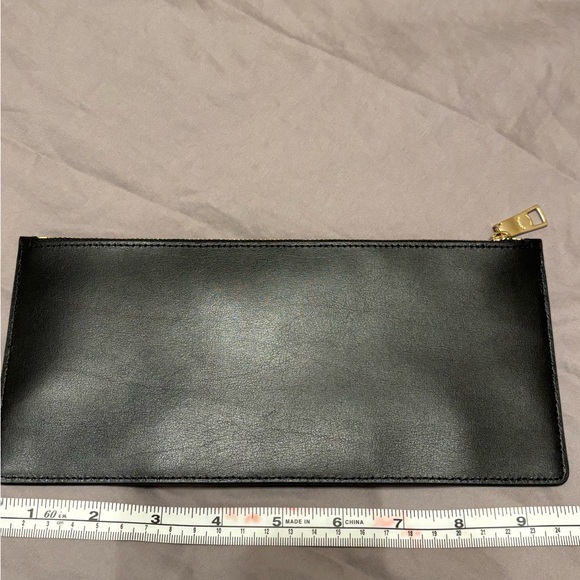 Coach Leather Pouch black with Gold Accents - Picture 3 of 9